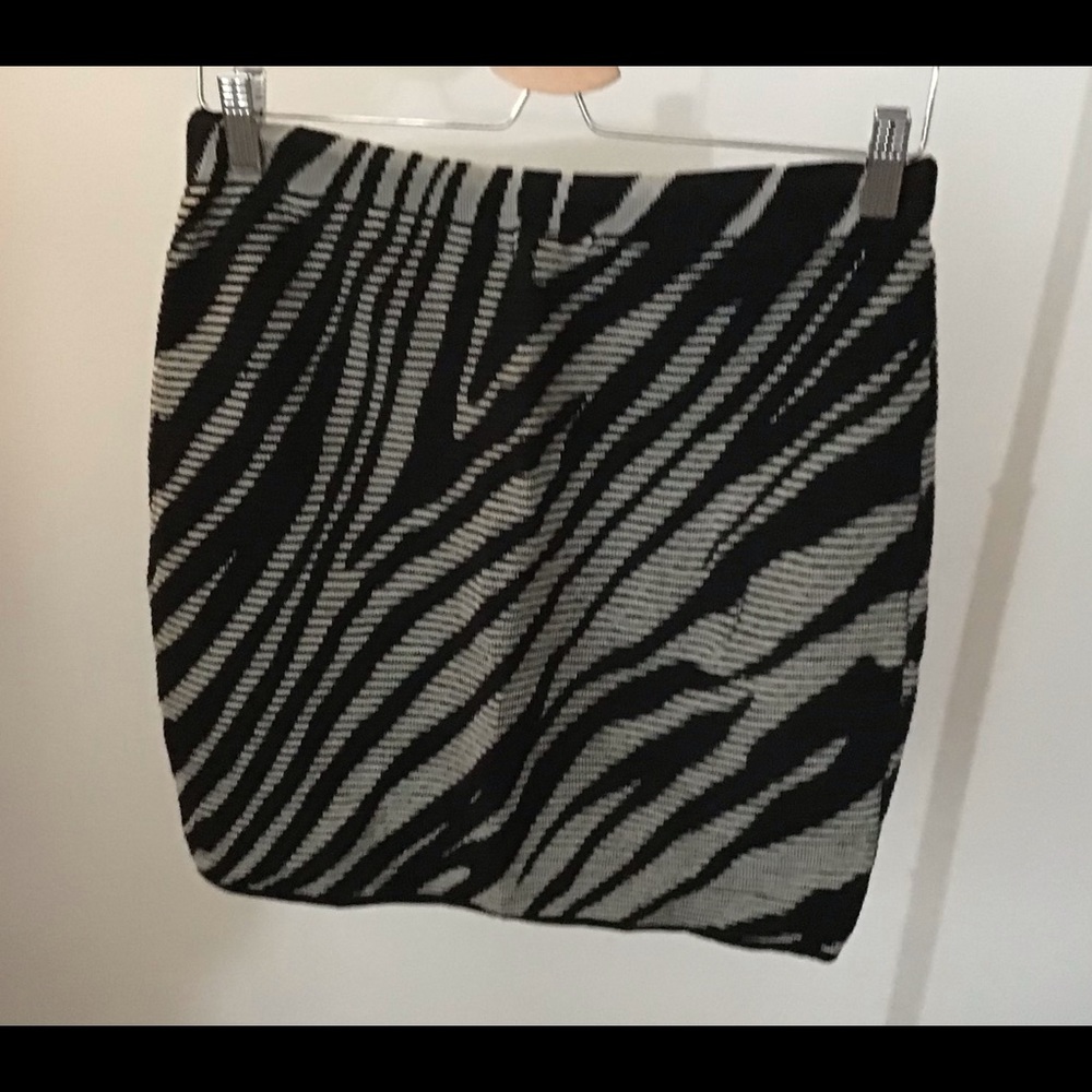 Urban outfitters zebra print skirt size M